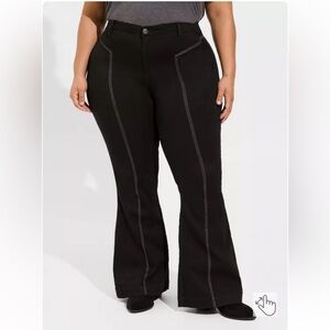 NWT Torrid Sky High Flare Sz 14L